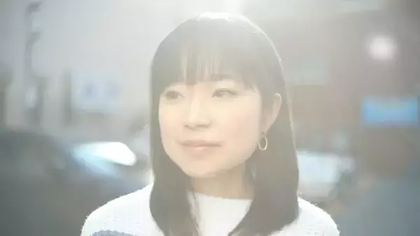 声帯手術、養母の命日のラストライブ…「いつかは自分もお母さんみたいに」川嶋あいの音楽の原点はMDウォークマン