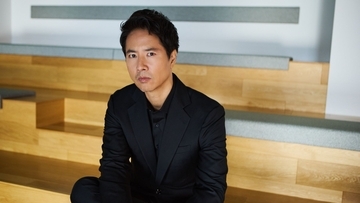 「リビングが“筋トレ部屋”から“リハビリセンター”になった」ケイン・コスギ（51）が50代でたどり着いた肉体管理術