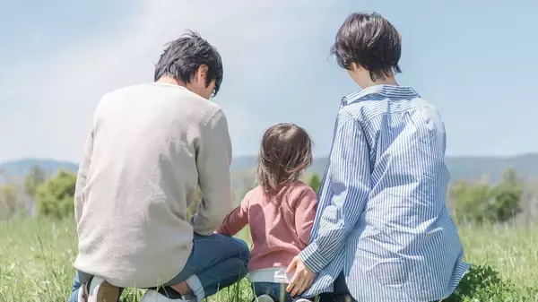 「ママが悪いんだ！」水筒を入れ忘れた母を叩く息子…コロナ禍が明るみにした「自立派」夫と「かまいたい」妻の育児方針のズレ