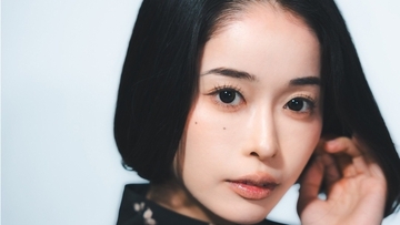「母に嫌われたくなかった」MINAMOが初小説で描いた執着…母は祖母と絶縁、それでも“毒親とは思わない”理由