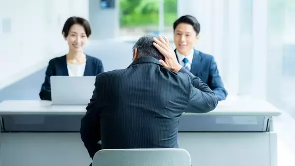 東大卒エリート官僚が進言する「定年前」の生き方…攻め続けてきた人ほど実感できない、人生後半で絶対に踏んではいけない地雷