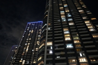「夜8時でも明かりが少ない」湾岸タワマンを43階から見て感じた違和感…富裕層が動かす価格高騰の裏側