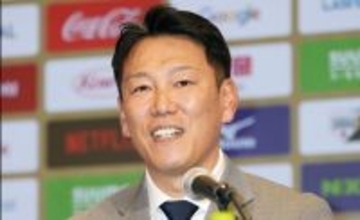 〈侍ジャパンWBCメンバー発表〉楽天ゼロ…球団別“勢力図”と残り1枠は？「今永昇太、 吉田正尚、それとも…」「オリックスからは3人？　4人…いや5人やろ！」との声も