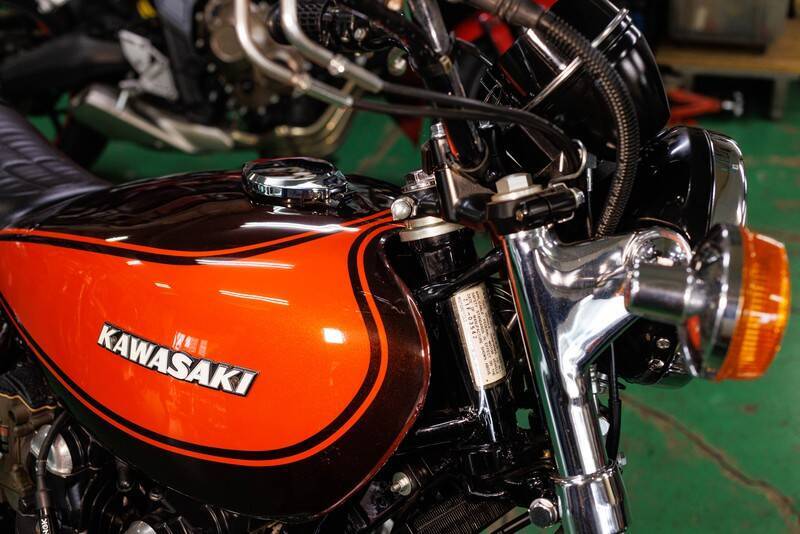 異常高騰の旧車バイク…「仕入れてそのまま売っちゃう悪徳業者も」と専門店が警鐘。総額2000万円超えのバイクオーナーは「ツーリング中、盗難怖い」【2023記事 9位】