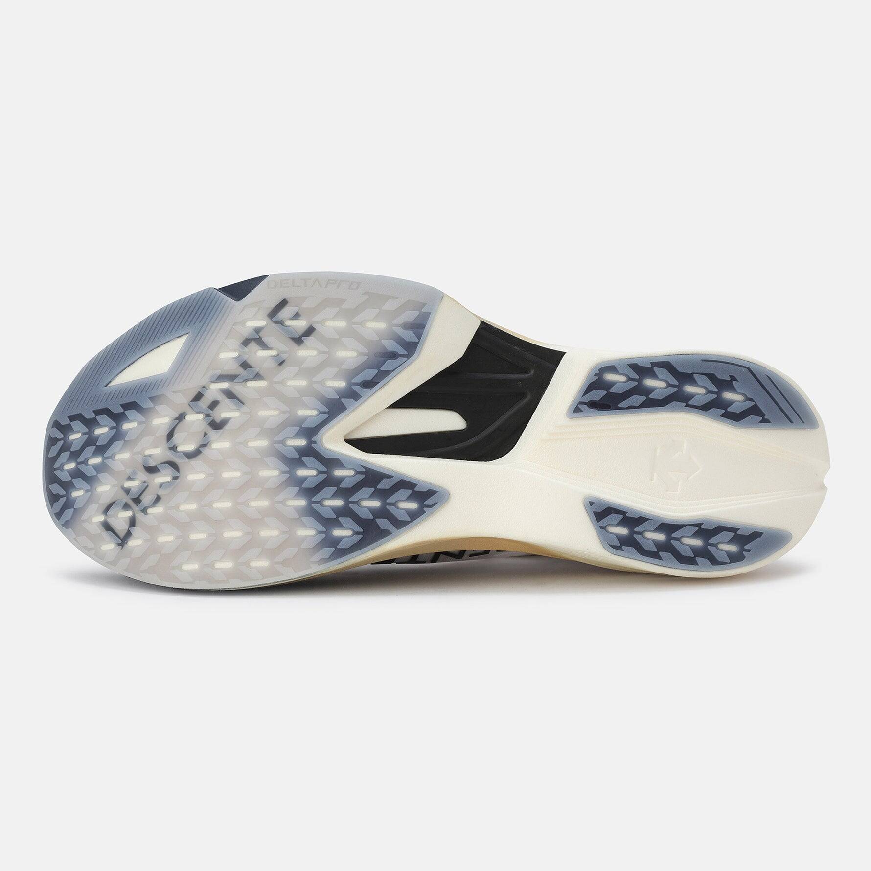 デサント、フォーク型カーボンプレート搭載のトップランナー向けシューズ「DELTAPRO EXP V3」発売