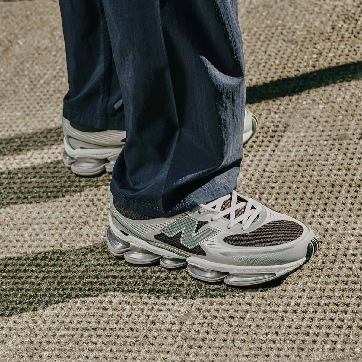 ニューバランス、ABZORB搭載の「ABZORB 2000」新色発売！2000年代スタイルを再解釈