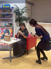 阿波みなみ、1ヶ月ぶりのマクドナルドを堪能！ 仕事中のオフショットに反響