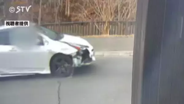 女性を車ではねたあと当て逃げ…署に出頭の34歳男を逮捕　無免許運転の疑いも　北海道千歳市