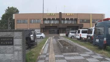 仲間と“オフロード走行中”か…軽乗用車1台が林道から谷に滑落　運転手の男性死亡　北海道夕張市