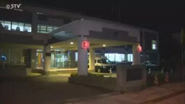 「娘が泣きじゃくって…」母親から通報10代後半女性が突然抱きつかれる 男は逃走中 北海道苫小牧市
