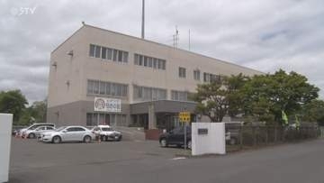 レンタカー店の送迎バスにRV車が追突　10歳男児が頭から出血するも意識あり　北海道千歳市
