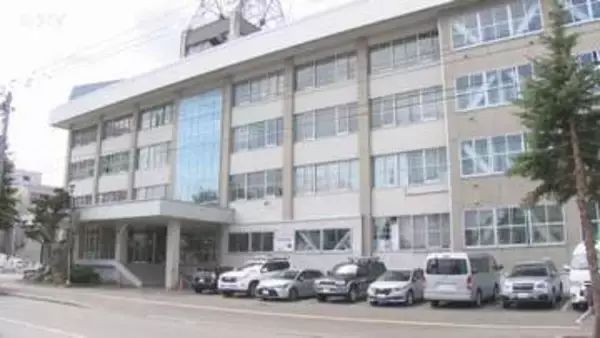 「警察官と鬼ごっこしようと…」未明の交番に爆竹投げ込む　少年（17）と少女（16）を逮捕　北海道