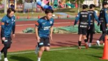 【コンサドーレ】沖縄キャンプ2日目 早くも試合を想定した練習で川井新監督の戦術浸透へ　堀米悠斗「どんな試合でも貪欲に勝ちにこだわりたい」