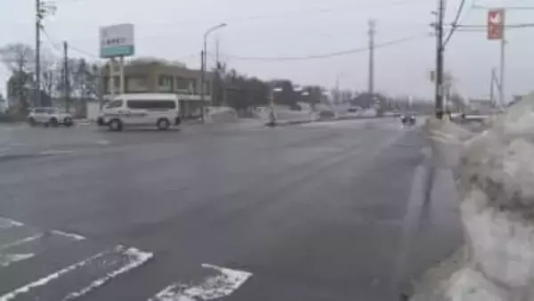 乗用車2台が立て続けに高齢女性はねる うち１台が現場離れその後の捜査で特定　北海道岩見沢市