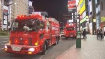 “すすきの”のビルで火事　消防隊員が大量の煙を目撃　地下１階の飲食店でダクトに火…客ら避難　札幌