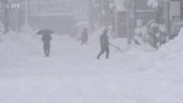 大量の雪が積もった車…札幌含む南西部で降り方強まる　小樽で18センチ　吹雪や積雪増加に注意