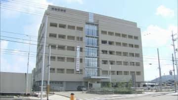 レオタード姿の女子児童の尻などを盗撮疑い　51歳の男逮捕