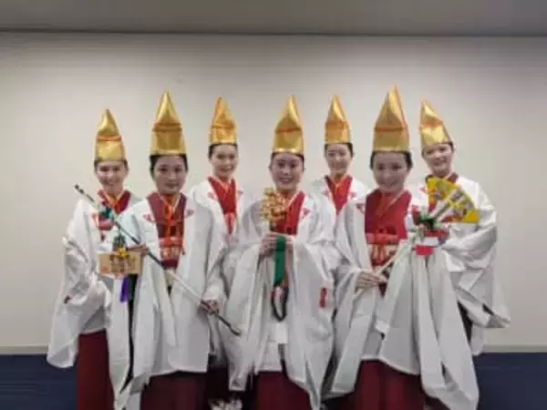 播磨国総社「福娘」7人が姫路市内各所を表敬訪問　14日に初えびす祭り