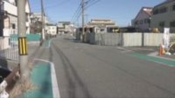 尼崎の県道で７０代男性はねられ死亡　「何かにぶつかった」と話す男性から事情聴く