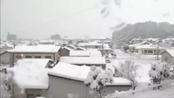強い冬型の気圧配置　兵庫県では22日夕方にかけて警報級の大雪に警戒