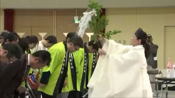 養父市・ハチ高原で山開き神事　安全とにぎわいを祈願