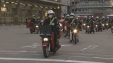 神戸中央郵便局で年賀状配達出発式 前年の4分3で過去最少