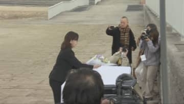 砂浜陥没事故から24年　明石市長らが献花「二度とこのような事故を起こさない」