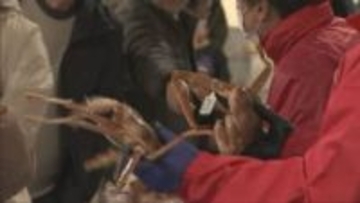 冬の味覚が集結「浜坂みなと海鮮まつり」　漁師汁や海鮮焼きに長い行列