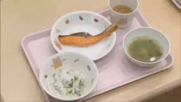 1月7日は「七草の節句」姫路のこども園で一足早く「七草がゆ」