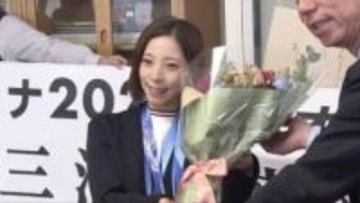 りくりゅうペアで金！　三浦璃来選手が宝塚市長表敬