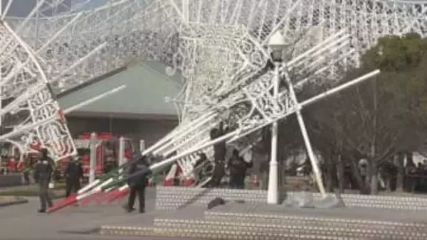 神戸ルミナリエの作品の一部が倒れる　強風であおられたか