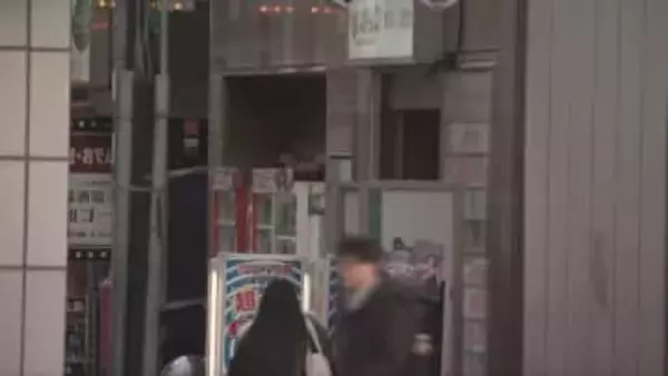 三宮のビルで倒れていた40代くらいの男性死亡　警察が身元確認を進める