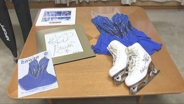 三浦璃来さんが衣装などを地元・宝塚市に寄贈　１０月から一般公開へ