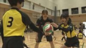 丹波市で愛育ピアいちじまオープン記念イベント　プロ選手がバレー教室