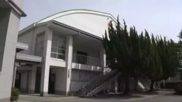 明石高校の中部講堂が国登録有形文化財登録に　記念式典