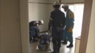 大規模災害を想定した警備訓練 企業の社員寮を使用 高砂警察署