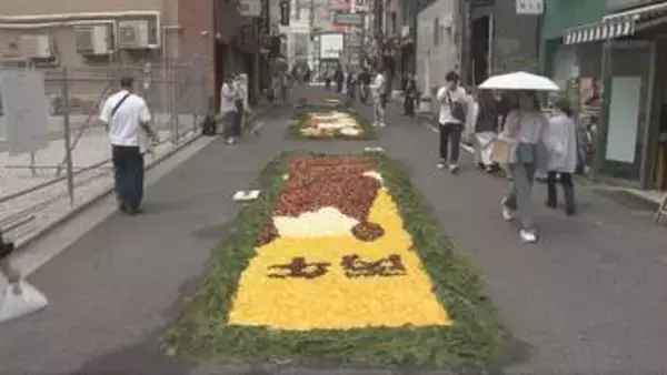 元町の商店街をチューリップで彩る「インフィオラータ」５月３日からは北野坂で開催