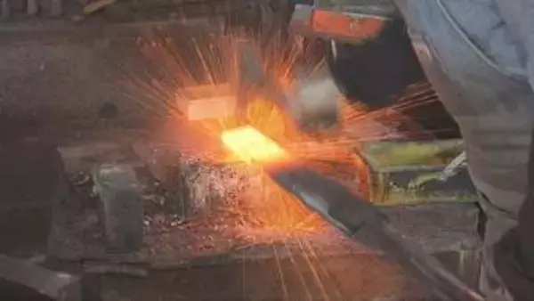 後継ぎがつなぐ 中小企業の未来　～人手不足と物価高の中で、地域でつなぐ力をどう作るか～