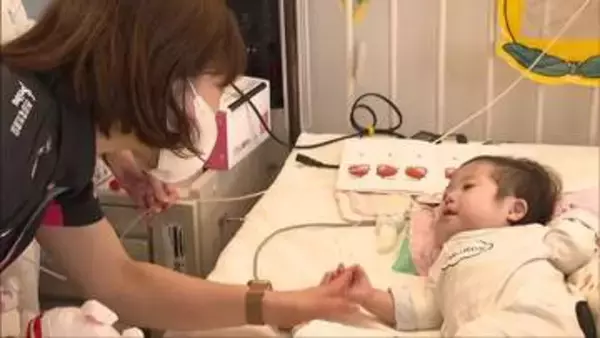 ヴィクトリーナ姫路が小児病棟訪問　病気と闘う子どもたちにエール