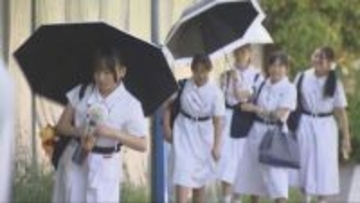 松蔭中学校・高校で夏服に衣替え　2026年度から一部コースが共学化