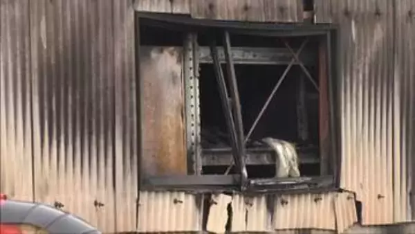 姫路市で農業用倉庫燃える 焼け跡から年齢・性別不明の遺体 所有者の男性と連絡取れず