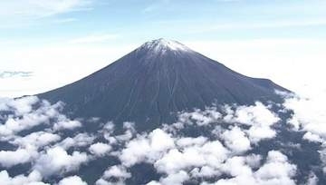 開山前の富士山で救助要請「両足を攣ってしまった…」　小富士方面へ向かっていたところ道に迷い119番通報　ケガなく病院への搬送もなし
