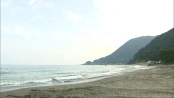 伊豆南部の海水浴場　海開き前の遊泳者が水難事故　70代男性が意識不明の重体　海中で消防隊員で発見して病院搬送　静岡県警下田署