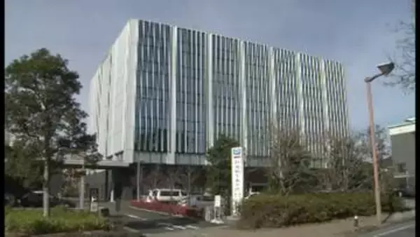 治療と偽り患者に自身の陰部を舐めさせた歯科医の初公判　「間違いはありません」起訴内容認める　わいせつ行為をスマホで動画撮影　休診日に“敢えて”予約受け入れ