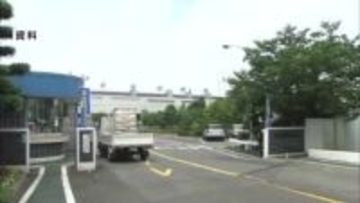 工場で複数人切り付けた上にスプレー液を撒いたか　少なくとも15人がケガ　6人は刃物で刺されたような傷　犯人を現行犯逮捕