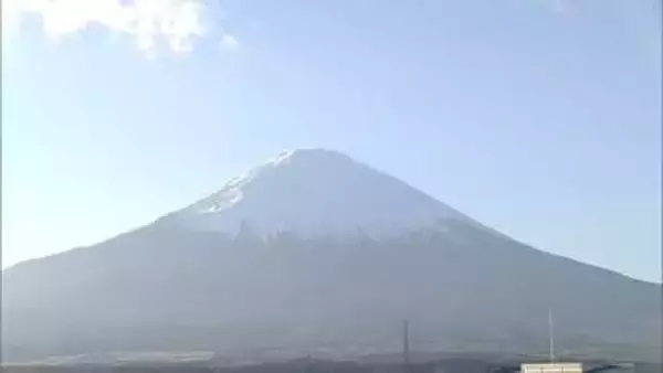 富士山の9合目付近から中国籍の男性が滑落…一緒に登山していた友人は一人で下山　警察「登山道は冬季閉鎖中」