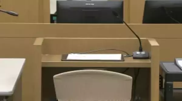 養女に対する強制性交　「お前の処女が欲しい」　無職の男に懲役6年の実刑判決　検察が長年にわたり性的行為に応じさせていたと明かすも起訴は最初の1回分のみ　裁判長が断罪「卑劣かつ悪質」