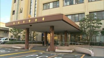 ドラッグストアの多目的トイレにカメラ設置して盗撮か　54歳の会社員の男逮捕　男性の性的な姿態撮影か　他にも複数の人が映っていて余罪追及へ