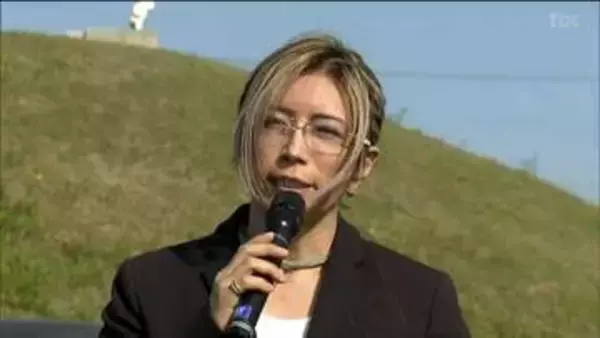 GACKTさん「新しい世代にも届けていく義務が僕らにはある」被災地訪れ鎮魂の祈り捧げる　宮城
