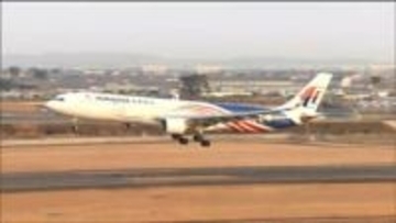 マレーシアのチャーター便が仙台空港に到着「初めて雪を見るのが楽しみ」1月1日まで6便運航